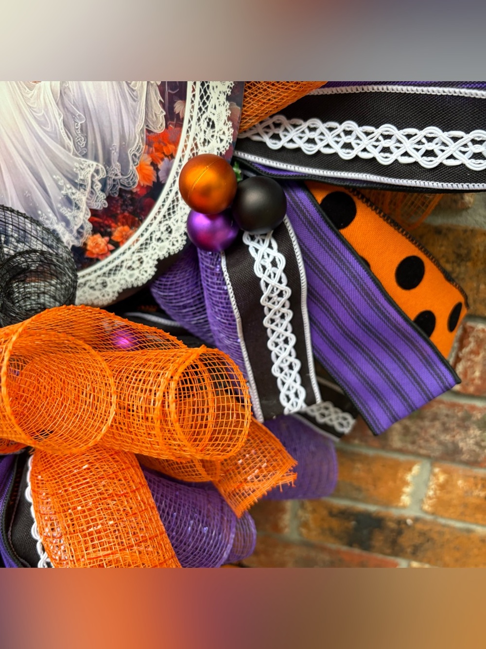 🚫SOLD🚫 👻 Boo-tiful Tear-Drop Swag Wreath - Picture 5 of 14